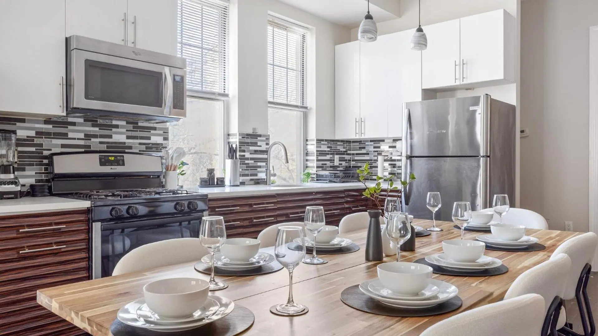 Appartement Biggest Duplex 6Bd In Bushwick For 16 Guests à New York 0*,  États-Unis